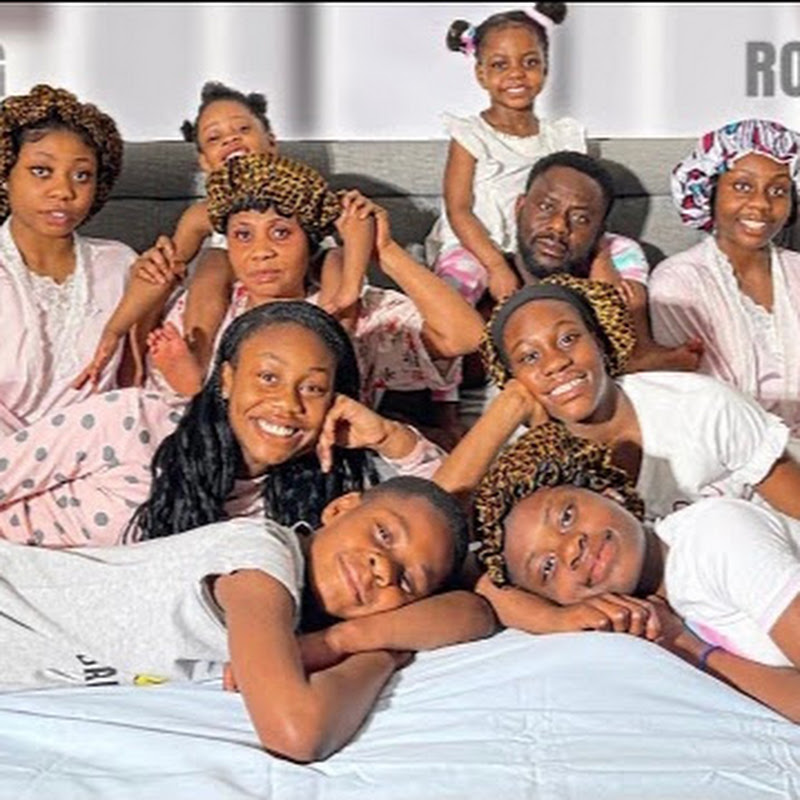 Meet the family of 10!  #shorts #bigfamily #familyof10 #momof8 #pullup #largefamily #meetmyfam