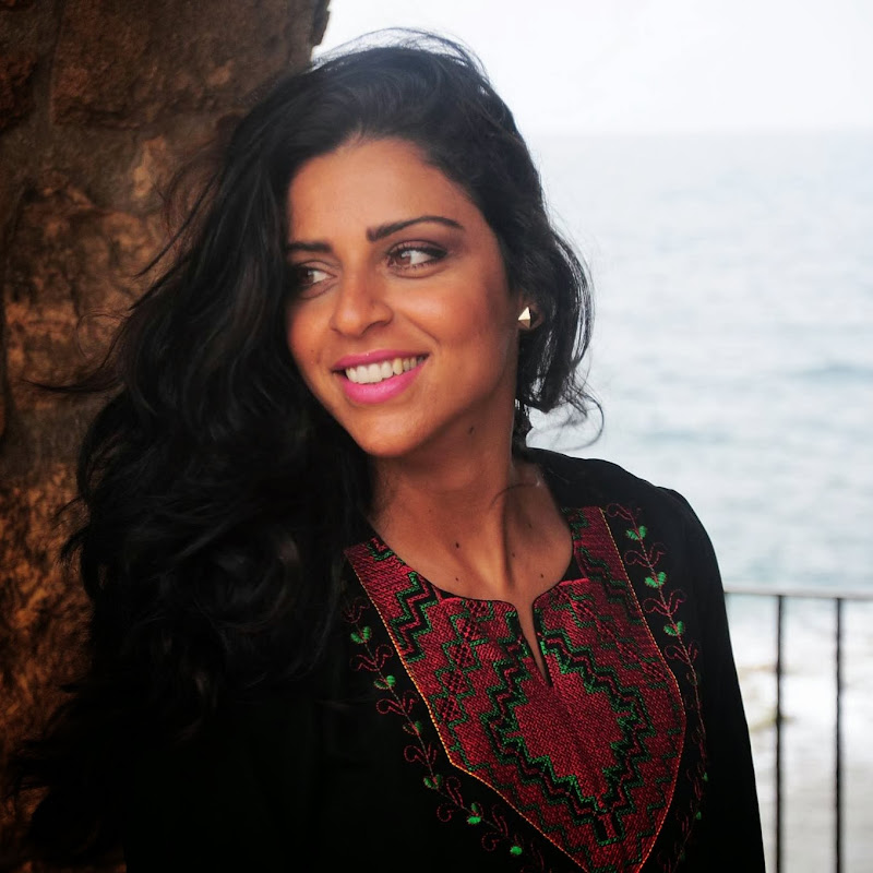 LearnArabicwithMaha Logo