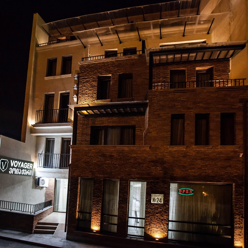 HOTEL VOYAGER