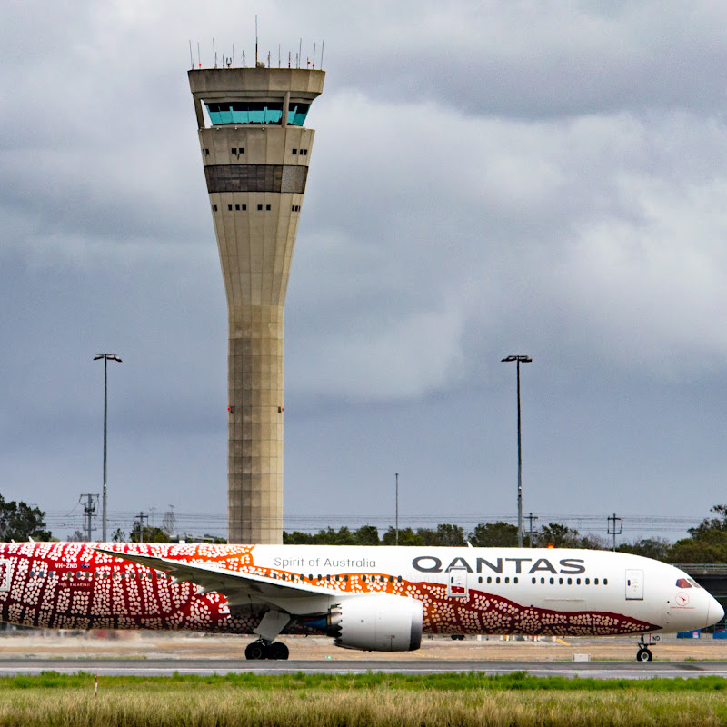 Brisbane Airport Plane Spotting