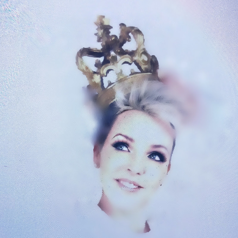Asia Hankins RN Queen of Liquid Facelifts icon