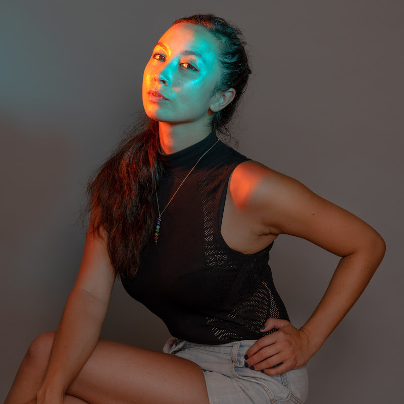 Loni Lincoln — artist photo