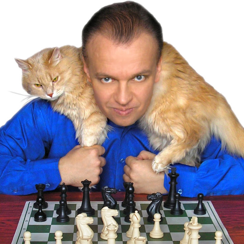 Crestbook Шахматы Logo