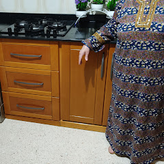 Amina Azizi avatar