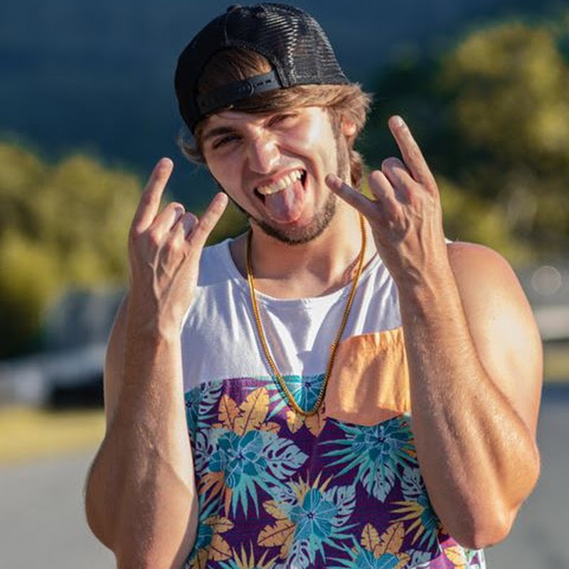 AboveAverageCody