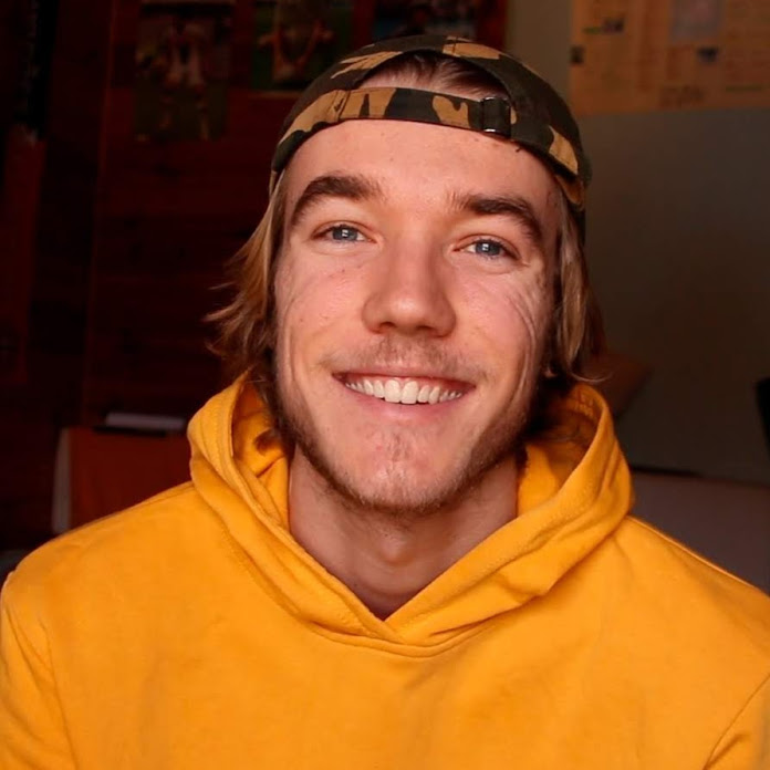 Ramilla de Aventura Net Worth & Earnings (2026)