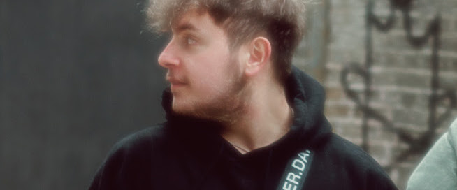 Artist Thumbnail