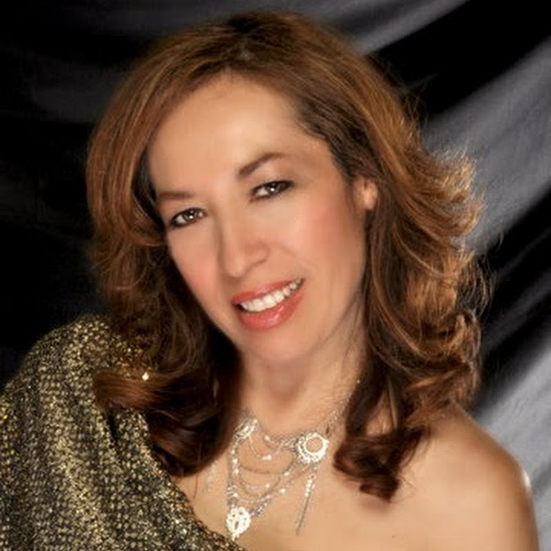 Aury Saravia