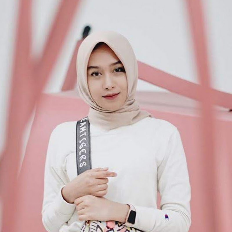 Shadira Firdausi icon