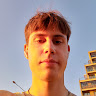 Автор