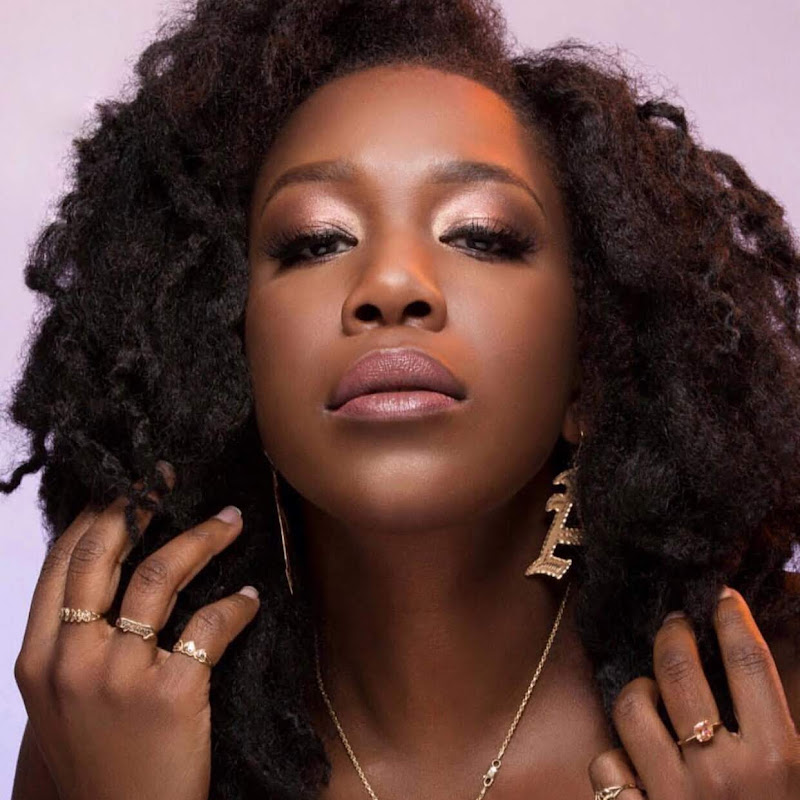 Angela B (angela.b.adwoa)