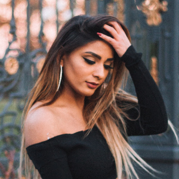 Tia Bhatia Net Worth & Earnings (2025)
