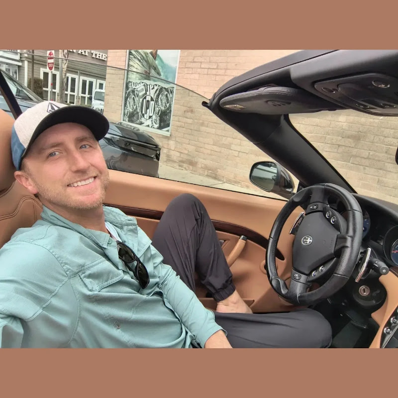 Maxwell Stringham Logo