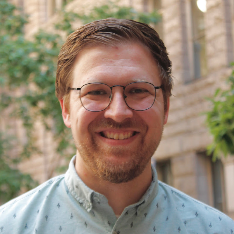 Dan Brown icon