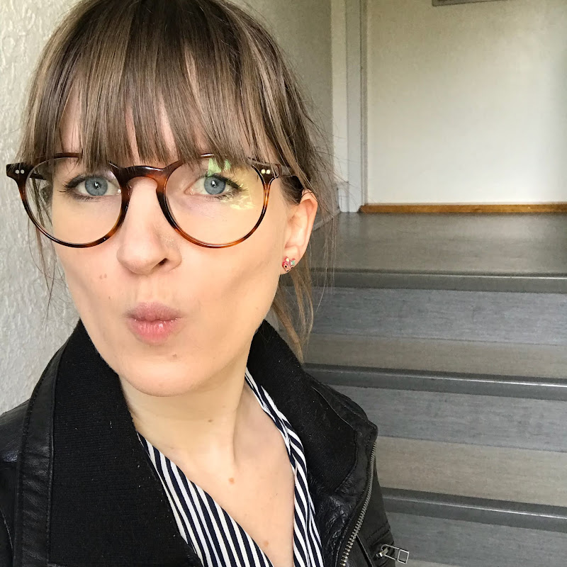 Helene Jeppesen (helenthebookowl)