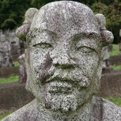 屑山下衆太郎（kobaroyal）