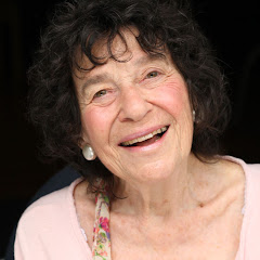 Lynn Ruth Miller