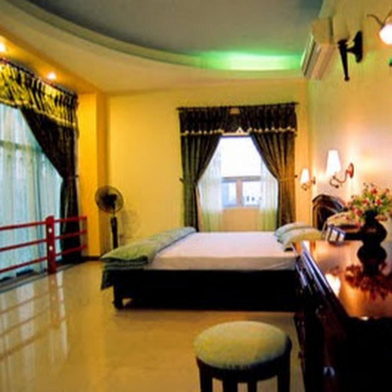 Golden Gate Da Nang Hotel