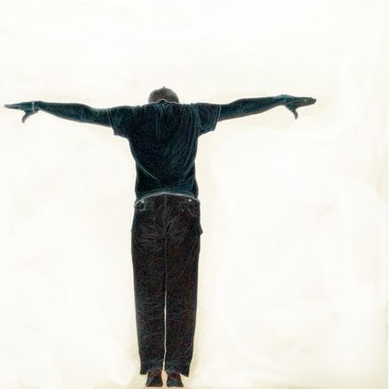 yannis zita Official*