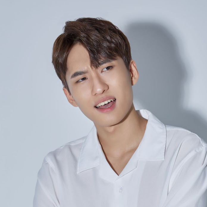 미미미누 Net Worth & Earnings (2026)