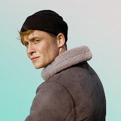 Matthias Schweighöfer - Topic