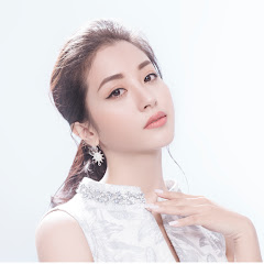 Thu Hằng Official net worth