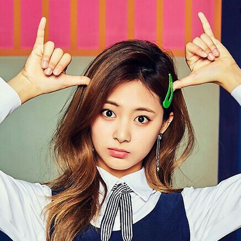 TWICE YOUTUBE