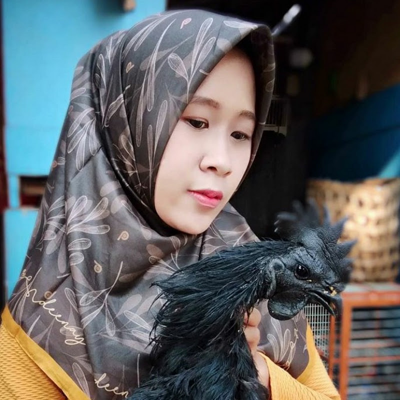 Raysha Emak Cemani