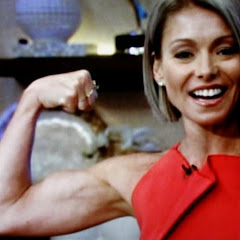 Kelly Ripa Muscle