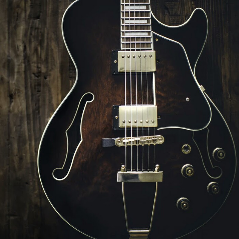 AJ's Fret House
