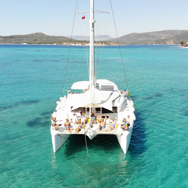 sailingladiescatamaran7964