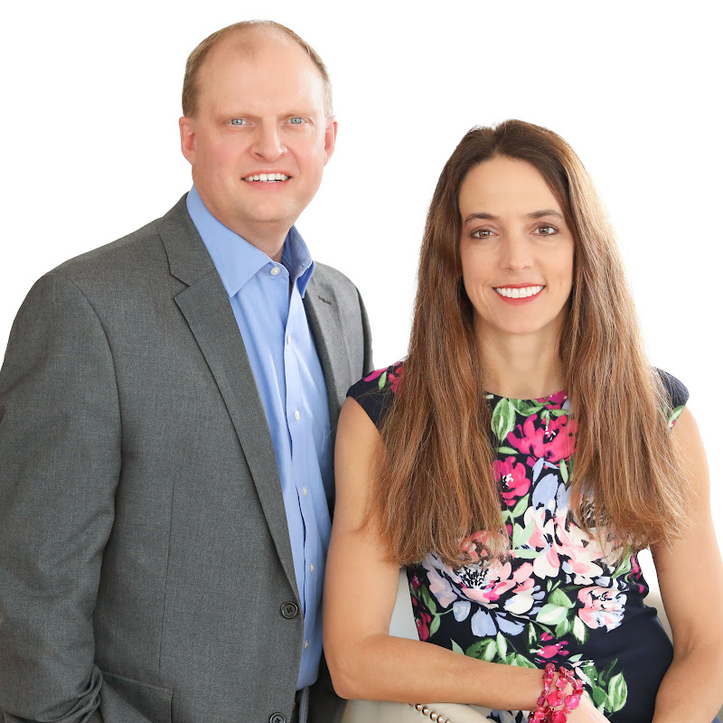 Chad and Sara Huebener - Edina Realty
