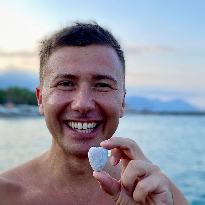 Andrey Burenok Net Worth & Earnings (2026)