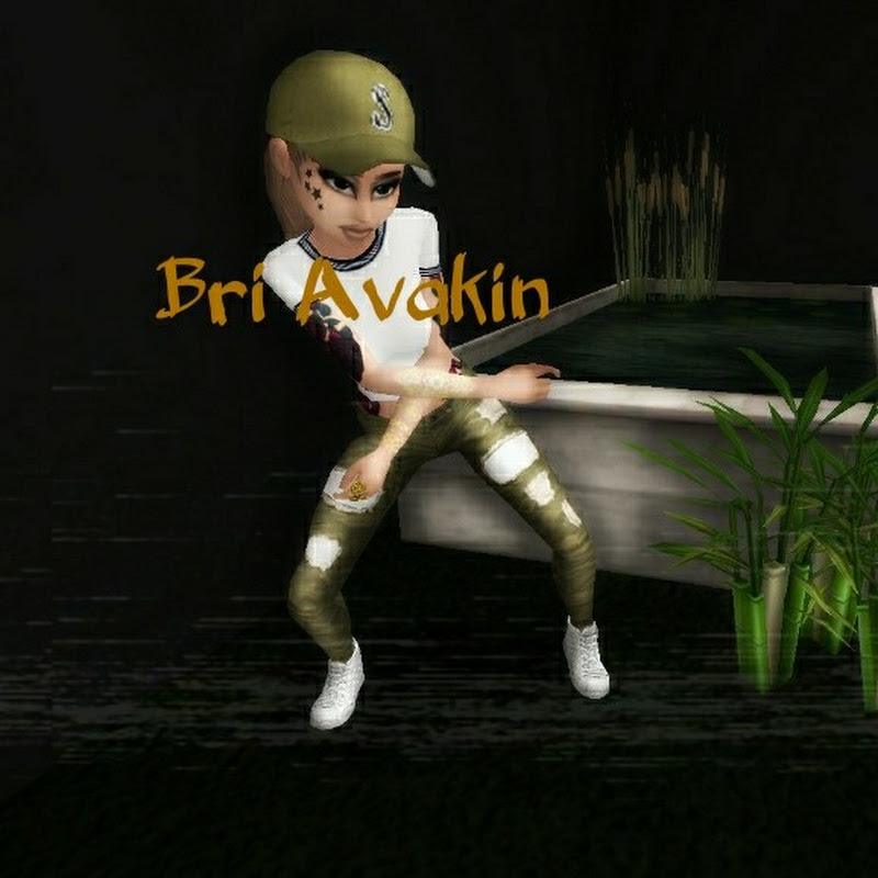 Bri Avakin
