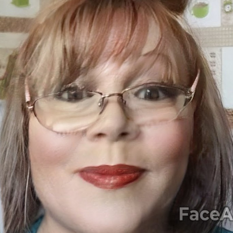 домик в деревне Logo