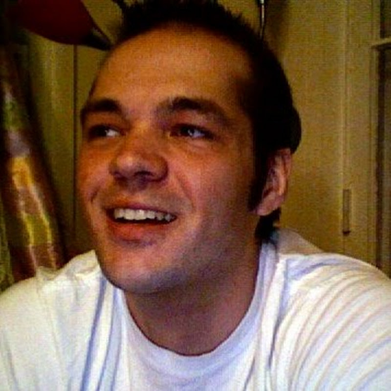 Aaron Carlino