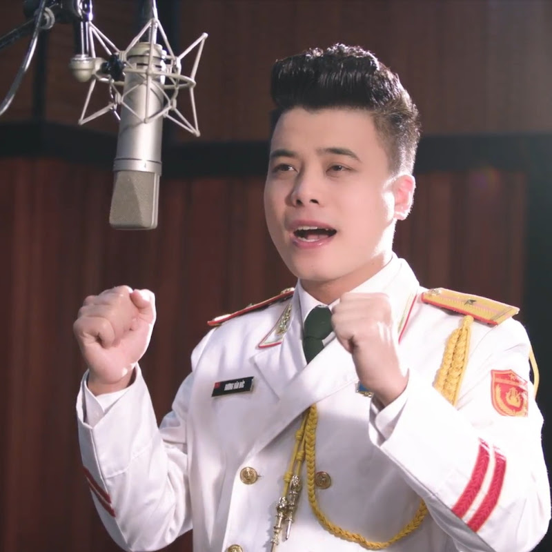 Dương Đức Singer Official