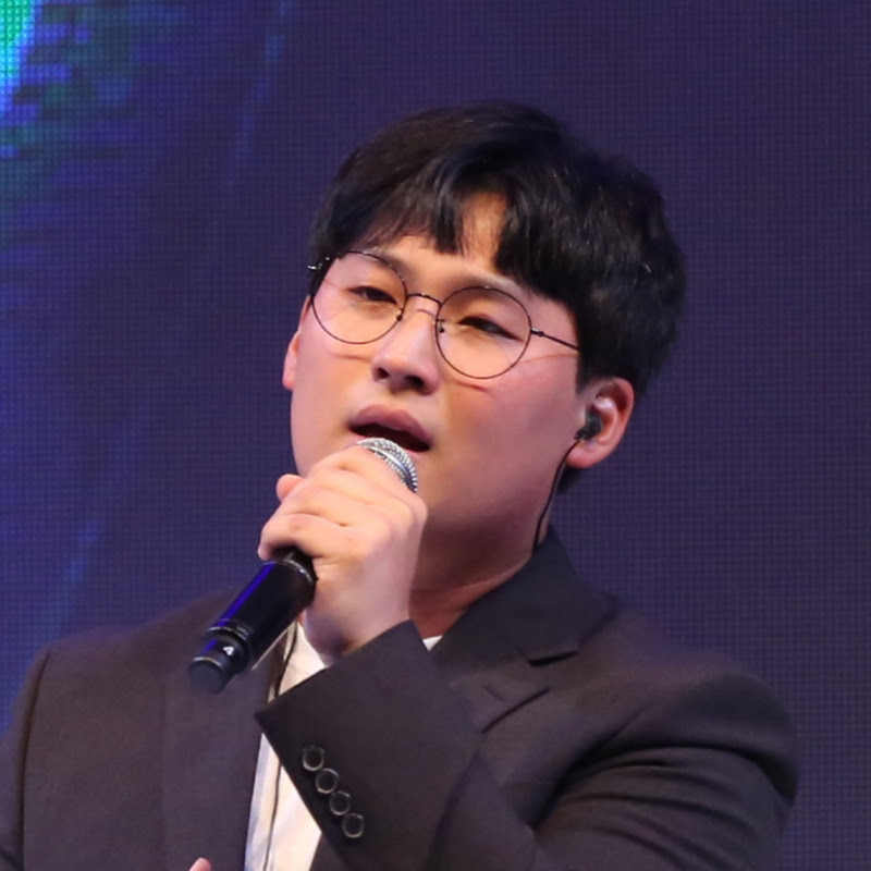Lim Jae Hyun - Topic
