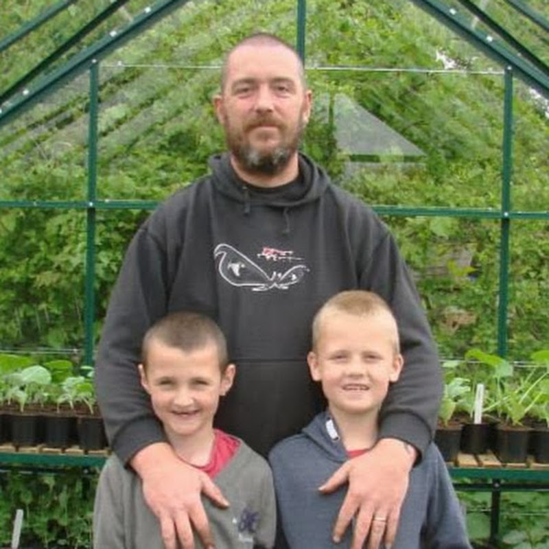 Mark's Home And Garden
