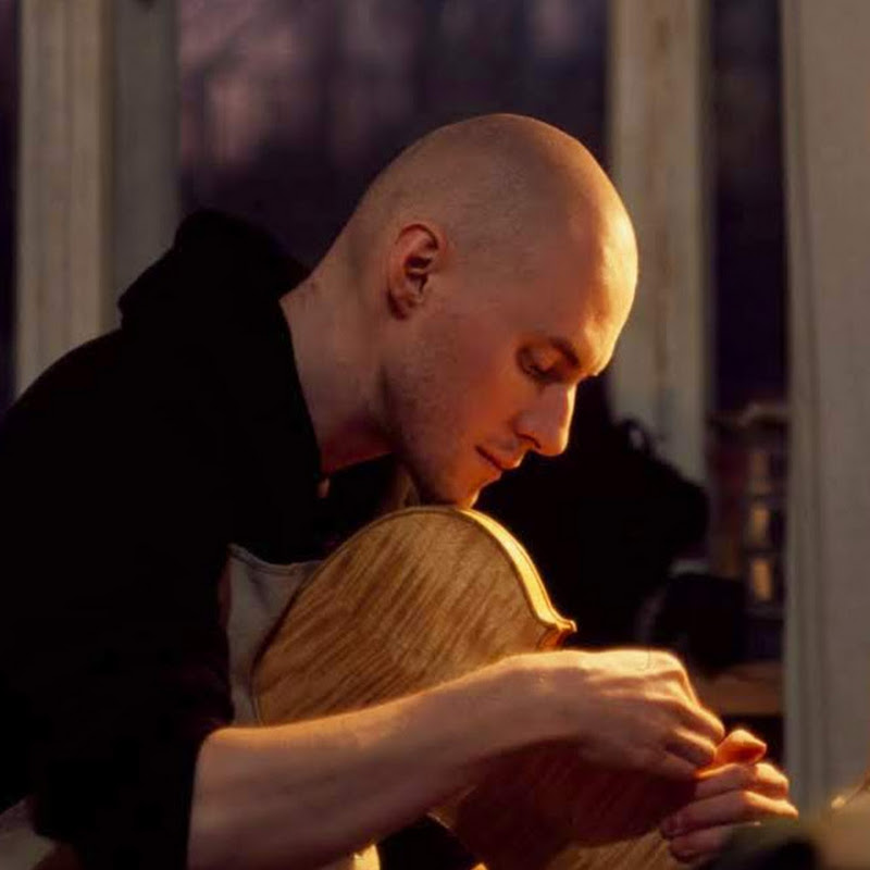 Dmitry Tarakanov Logo