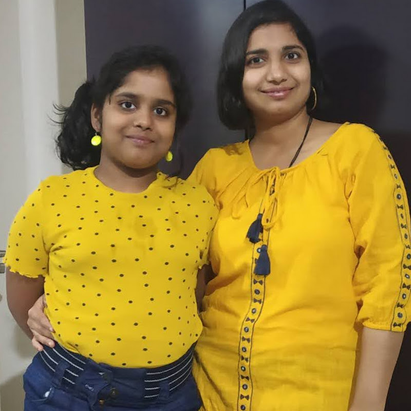 Vipra & Mom's Vlogs