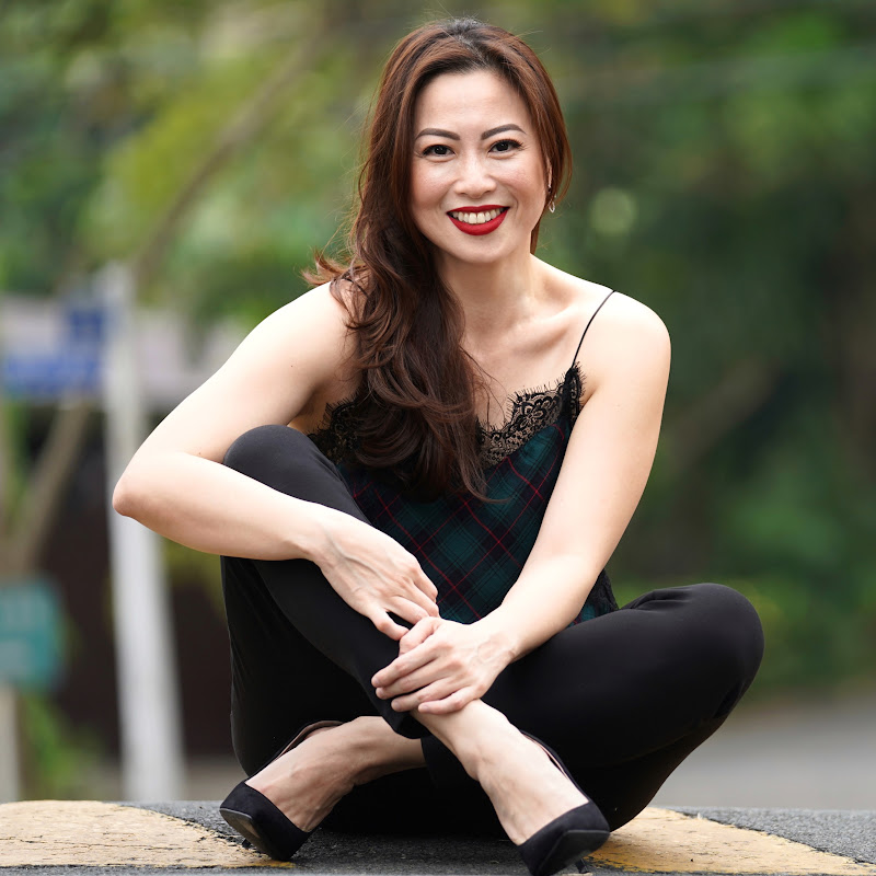 Ms Lyn Ching