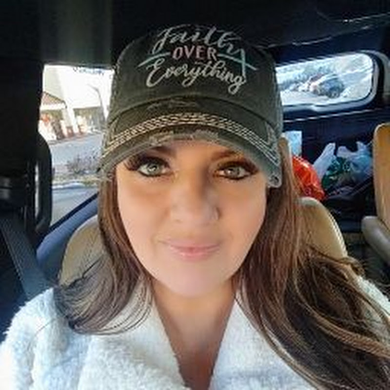 Lindsay M