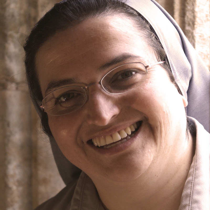 HERMANA GLENDA OFICIAL