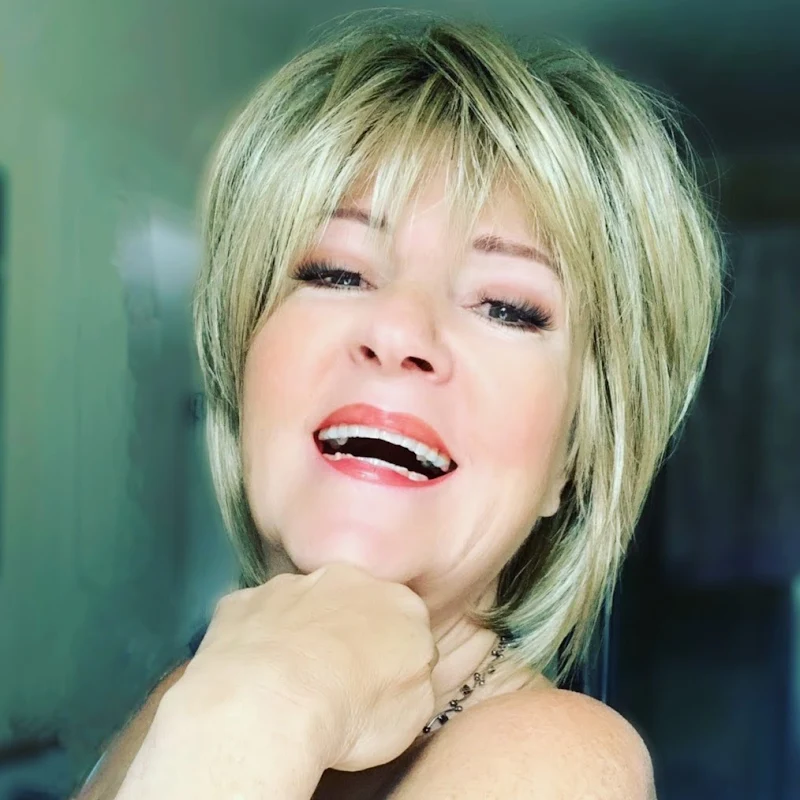 Lesley Banks