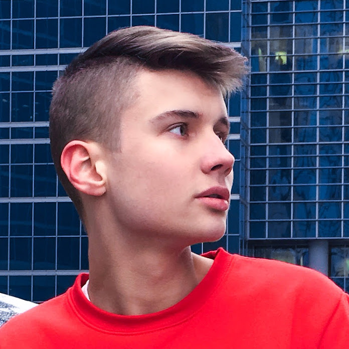 Miracle Net Worth & Earnings (2026)