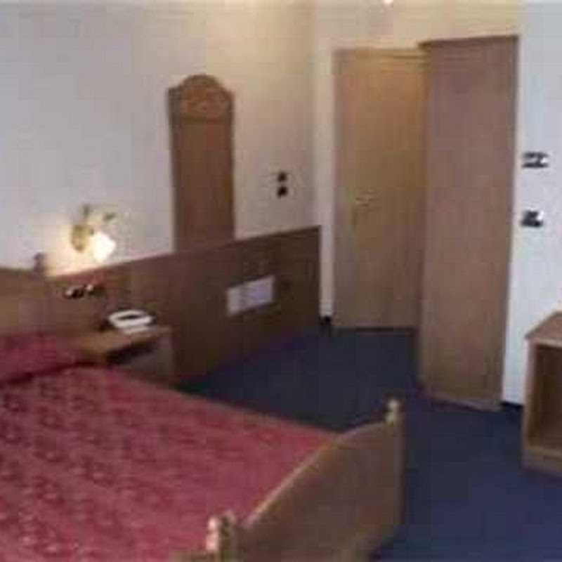 HotelLaPerla