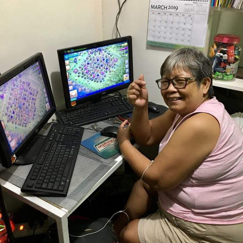 Senior Citizen Lucy TV