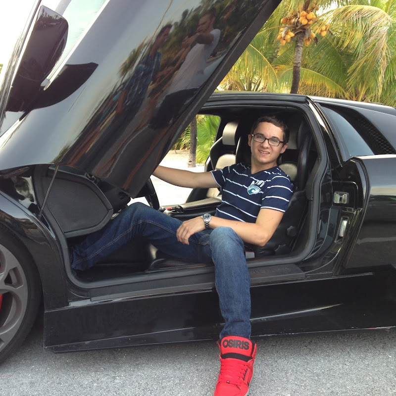 TheCarVlogger