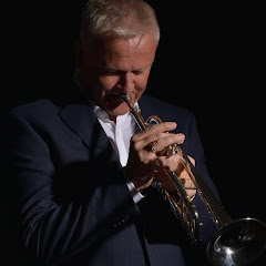 Mike Lovatt net worth